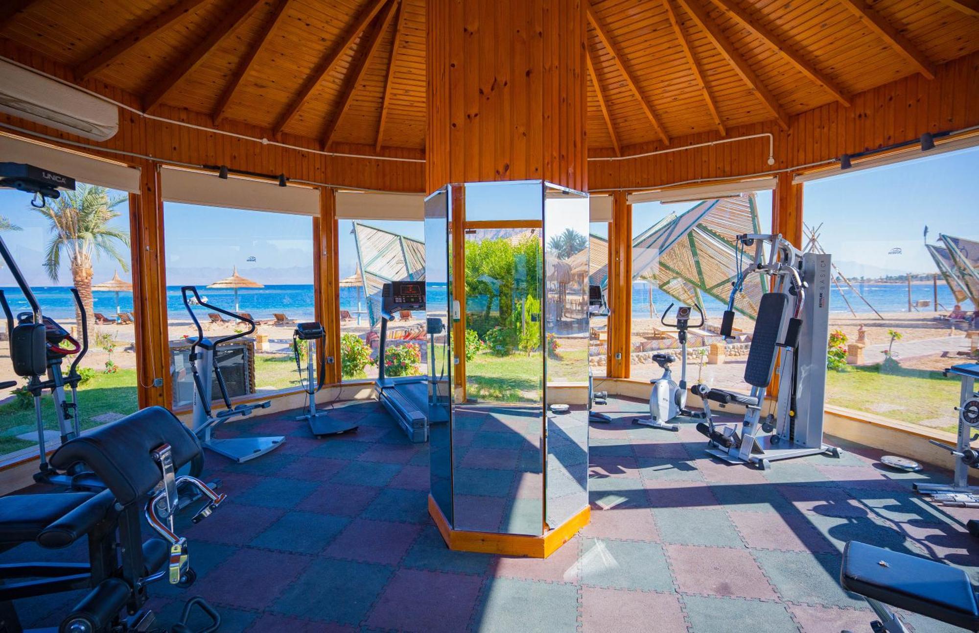 Club Resort